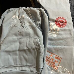 Tote&Carry Women's Light Blue Hoodie and Sweatpants Set